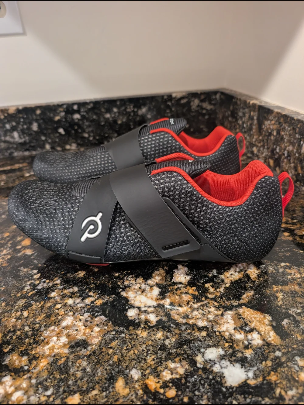 Mens Peloton Cycling Shoes Size 11 NWOT - Picture 1 of 4